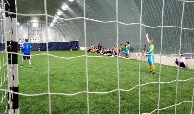 Фотография Манеж для мини футбола